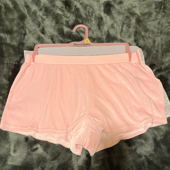 NWT Juicy Couture Velvet Sleep /Lounge Shorts 2 Piece.Size Medium - Picture 5 of 6